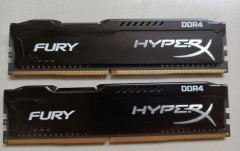 两条金士顿DDR4 8G 3200骇客神条
